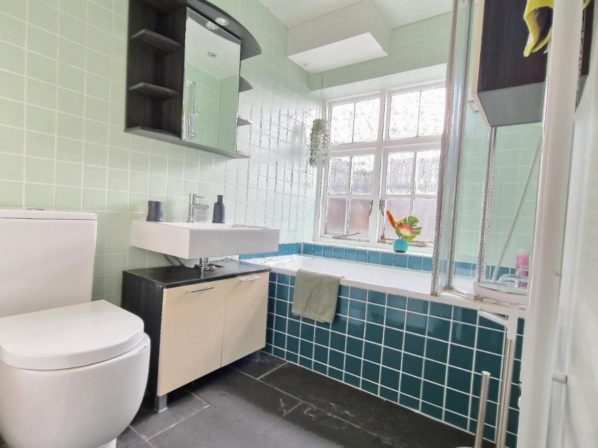 1 Bed- Flat In Kings Cross Londres Exterior foto